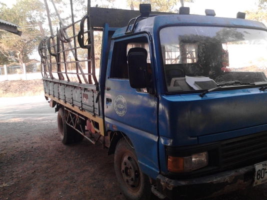 ขาย6ล้อ นิสสัน แคบสตาร์ เครื่องed30 100 แรง ยางดี เครื่องดี คัสซีสวยราคาน่าใช้