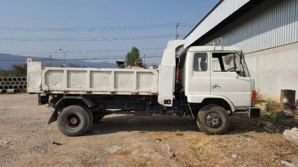 ขาย 6 ล้อดั้ม ยาง 825 HINO FD176B เครื่อง HO7C 180 แรงม้า เกียร์ HO เบรคทิฟฟี่ พวงมาลัยพาวเวอร์ ทะเบียนพร้อมโอน ขาย 6 ล้อดั้ม ยาง 825 HINO FD176B เครื่อง HO7C 180 แรงม้า เกียร์ HO เบรคทิฟฟี่ พวงมาลัยพาวเวอร์ ทะเบียนพร้อมโอน