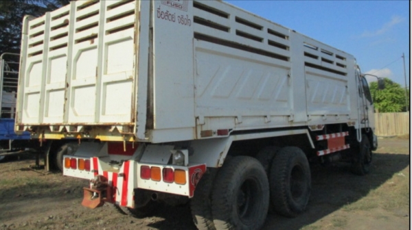 ขายฟูโซ่ 2524 พร้อมลูกพ่วงดั้มพ์ 2 เพลา  ขายทั้งพ่วง 2790000