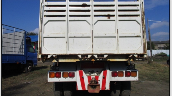 ขายฟูโซ่ 2524 พร้อมลูกพ่วงดั้มพ์ 2 เพลา  ขายทั้งพ่วง 2790000