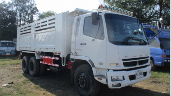 ขายฟูโซ่ 2524 พร้อมลูกพ่วงดั้มพ์ 2 เพลา  ขายทั้งพ่วง 2790000