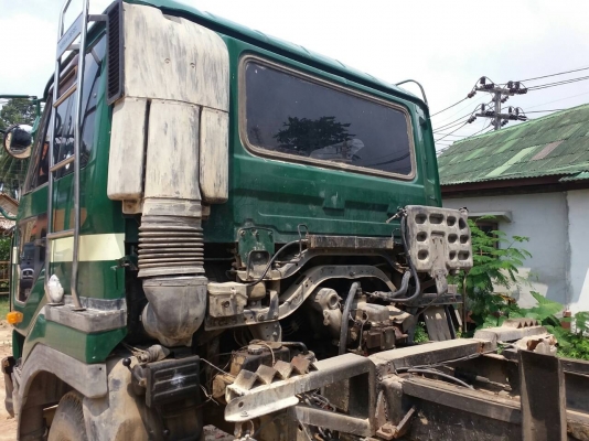 รถนิสสัน 10 ล้อดั้ม UD เปลื่ยนเครื่อง 220 แรงม้า. ปี 33.     สนใจติดต่อ  081 - 6079515