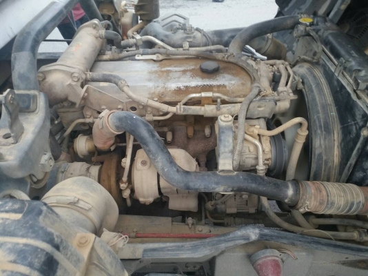 รถอีซูซุ 6 ล้อดั้ม FRR  220 แรงม้า  ปี 55.  ( รถวิ่ง 12x,xxx กม. )     สนใจติดต่อ  081 - 6079515