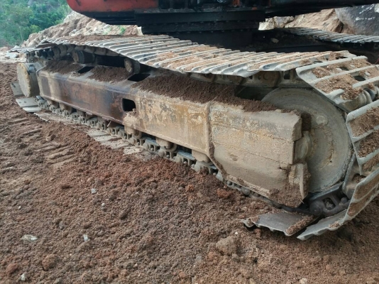 รถแบคโฮ HITACHl  EX 200 - 3.    สนใจติดต่อ  081 - 6079515