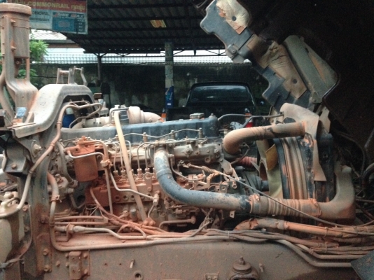 รถอีซุซุ 10 ล้อดั้ม FXZ 270 แรงม้า ปี 47.   สนใจติดต่อ  081 - 6079515