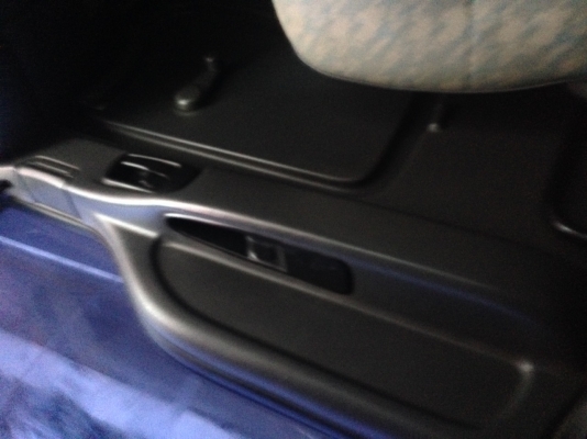 รถอีซุซุ 10 ล้อดั้ม FXZ 270 แรงม้า ปี 47.   สนใจติดต่อ  081 - 6079515