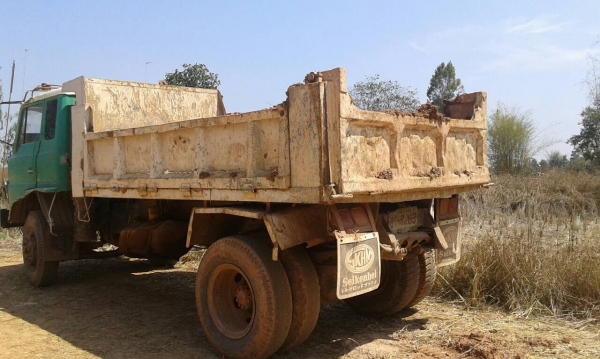 ขาย 6 ล้อดั้ม ยาง 900 KR320 เครื่อง EH700 168 แรงม้า คัสซีสวย พวงมาลัยพาวเวอร์ ทะเบียนพร้อมโอน ขาย 6 ล้อดั้ม ยาง 900 KR320 เครื่อง EH700 168 แรงม้า คัสซีสวย พวงมาลัยพาวเวอร์ ทะเบียนพร้อมโอน