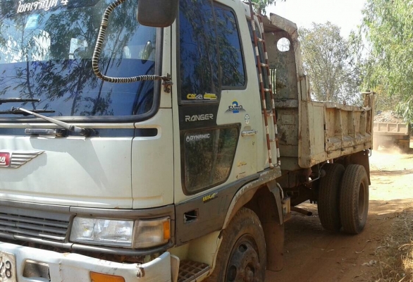 ขาย 6 ล้อดั้ม ยาง 900 ไม่มีทะเบียน คัสซีหัวยาวสวยตลอดเส้น วางหัวไฮเทค เครื่อง TX ปั้มลม เบรคทิฟฟี่ เฟืองท้ายใหญ่ พวงมาลัยพาวเวอร์