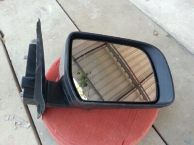 กระจกมองข้าง ด้านขวา ไฟฟ้า 3 สาย ของฟอร์ด เรนเจอร์