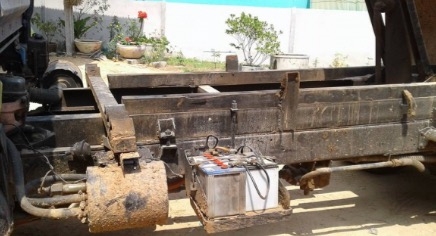 ISUZU KS 110 HP 4BD1 หกล้อดั๊มพ์ กระบะดั๊มพ์เหล็ก 4 ตันความยาว 3.60 เมตรสภาพดีมากครับพร้อมใช้งานได้เลย เครื่องยนต์ฝาขาวเดิมๆแรงดีแห้งดีไม่แตกเยิ้ม วางหัวเก๋ง NPR ลงเล่มครบถูกต้องภายในเก๋งคอนโซลสวยครบ พวงมาลัยเพาเวอร์ เบรคลม ช่วงล่างใหญ่ติด F หน้าหลัง คัชซ