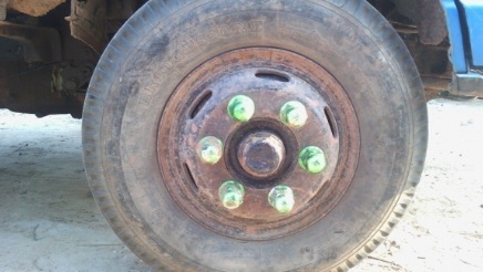 ISUZU KS 110 HP 4BD1 หกล้อดั๊มพ์ กระบะดั๊มพ์เหล็ก 4 ตันความยาว 3.60 เมตรสภาพดีมากครับพร้อมใช้งานได้เลย เครื่องยนต์ฝาขาวเดิมๆแรงดีแห้งดีไม่แตกเยิ้ม วางหัวเก๋ง NPR ลงเล่มครบถูกต้องภายในเก๋งคอนโซลสวยครบ พวงมาลัยเพาเวอร์ เบรคลม ช่วงล่างใหญ่ติด F หน้าหลัง คัชซ