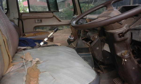 ขายรถบรรทุก 10 ลั้ม 2 เพลา