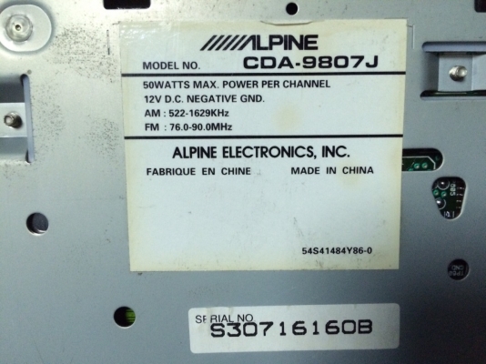 Alpine CDA-9807J MP3-RW CD-RW ปรีเอ้า1ชุด คุมกล่องCD มือ2 ญี่ปุ่น