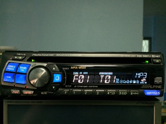 Alpine CDA-9807J MP3-RW CD-RW ปรีเอ้า1ชุด คุมกล่องCD มือ2 ญี่ปุ่น