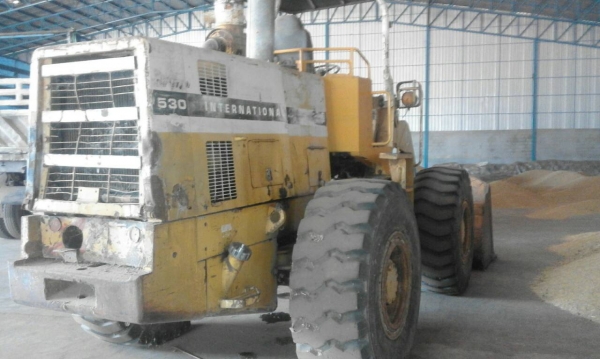 ขายรถตักล้อยาง KOMATSU 530 ขายรถตักล้อยาง KOMATSU 530