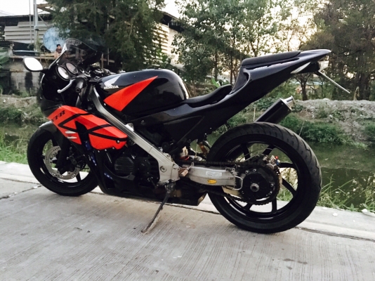 โอ บางนา ขายvfr400 ทะเบียนแท้ ราคาเบาๆ 54,000 บาท