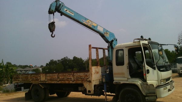 6ล้อติดเครน...200แรง ISUZU FTR33H...เครน3ตัน4ปลอก3ชัก..รถปี2550  สวย...