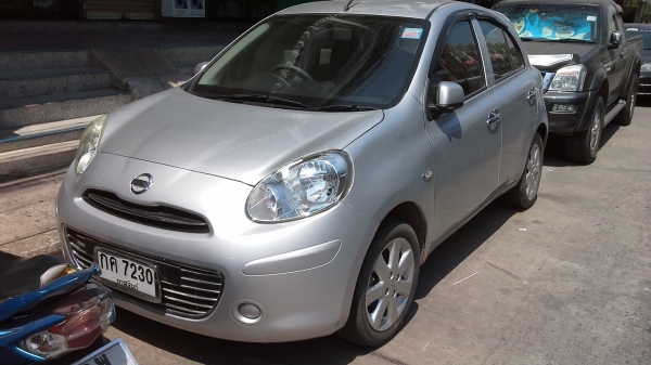 ขายมาร์ช march ปี 2010 เกียร์ออโต้  199,999 บาท