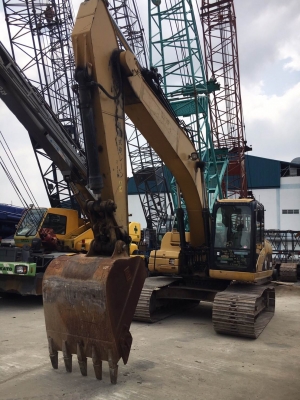 รถขุด Caterpillar 320D แทรก 80 mm สนใจโทร. 080-6565422 (หนิง)