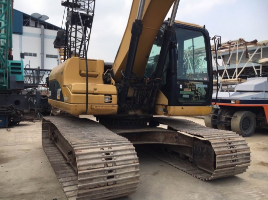 รถขุด Caterpillar 320D แทรก 80 mm สนใจโทร. 080-6565422 (หนิง)