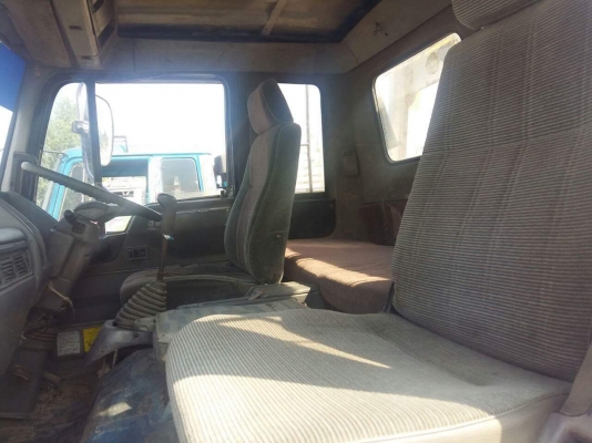 ขายรถ10ล้อ เทรลเลอร์ขึ้นแบคโค 200ได้สบาย พาวเวอร์ เบรกทิฟฟี่ เอกสารพร้อมโอน สนใจโทร 090-8588220คุณนะ 093-3258446คุณบิว หรือเข้าดูสินค้าอื่นๆได้ที่ www.truck.in.th/498 หรือเพจFacebook ณรงค์ ซื้อขายรถมือสอง (เว็บไซต์ส่วนตัว) หรือFacebook คุณนะ รถบรรทุก