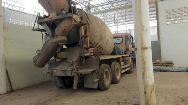 ขายรถโม่ปูน 7คิว HINO 360แรง โม่นอก พ.เพาเวอร์ เบรกทิฟฟี่ ภายในสวย แอร์เย็น เอกสารพร้อมโอน สนใจโทร 090-8588220คุณนะ 093-3258446คุณบิว หรือเข้าดูสินค้าอื่นๆได้ที่ www.truck.in.th/498 หรือเพจFacebook ณรงค์ ซื้อขายรถมือสอง (เว็บไซต์ส่วนตัว) หรือFacebook คุณน