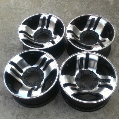 ขายล้อ15ลบ10 ถูกๆครับ