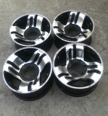 ขายล้อ15ลบ10 ถูกๆครับ