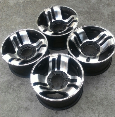 ขายล้อ15ลบ10 ถูกๆครับ