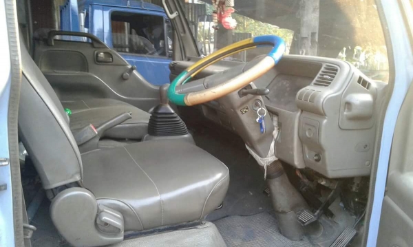 ขายรถ6ล้อ NPR120แรง ฝาขาว ปี43 รถสวยเครื่องดี ยาว4.30เมตร เอกสารพร้อมโอน สนใจโทร 090-8588220คุณนะ 093-3258446คุณบิว หรือเข้าดูสินค้าอื่นๆได้ที่ www.truck.in.th/498 หรือเพจFacebook ณรงค์ ซื้อขายรถมือสอง (เว็บไซต์ส่วนตัว) หรือFacebook คุณนะ รถบรรทุก