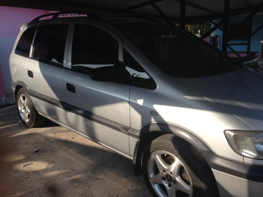 2001 Chavrolet Zafira 1.8ccd สภาพสมบูรณ์ ไม่เคยติดแก๊ส มีประกันชั้น3