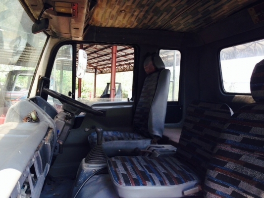 FM3H 195 แรงม้า ติดเครน UNIC 4.5ตัน 4ปลอก3ชัก สวยๆพร้อมใช้งานค่ะ