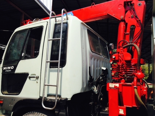 FM3H 195 แรงม้า ติดเครน UNIC 4.5ตัน 4ปลอก3ชัก สวยๆพร้อมใช้งานค่ะ