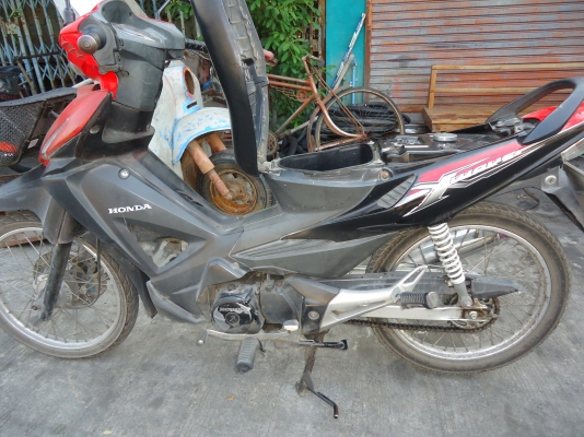 Honda wave 100x ปี 50 ลด 8600.-