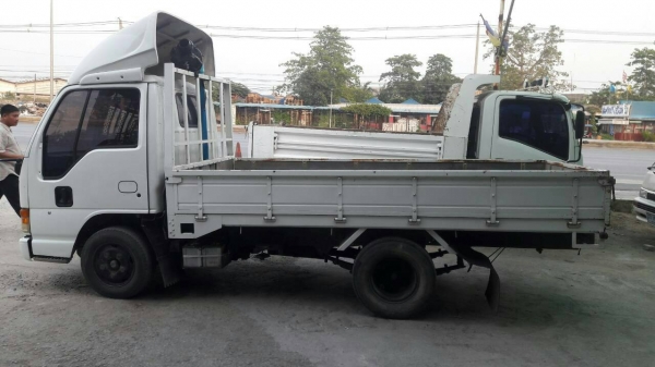 ขายราคา 275,000บ สีล้อ อีซุชุ NKR100 ปะตูเปิด-ปิด สไลค์ 2ข้าง ป้ายเล็กไม่ติดเวลา สภาพดีสวยบางเดิมพร้อมใช้ ทะเบียนพร้อมโอน ขายราคา 275,000บ สีล้อ อีซุชุ NKR100 ปะตูเปิด-ปิด สไลค์ 2ข้าง ป้ายเล็กไม่ติดเวลา สภาพดีสวยบางเดิมพร้อมใช้ ทะเบียนพร้อมโอน