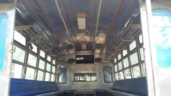 ขายรถ6ล้อโดยสาร เครื่อง115แรง ปี33 ยาว4.30เมตร สภาพพร้อมใช้งาน เอกสารพร้อมโอน สนใจโทร 090-8588220คุณนะ 093-3258446คุณบิว หรือเข้าดูสินค้าอื่นๆได้ที่ www.truck.in.th/498 หรือเพจFacebook ณรงค์ ซื้อขายรถมือสอง (เว็บไซต์ส่วนตัว) หรือFacebook คุณนะ รถบรรทุก