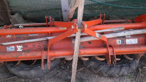 ขาย L3608sp. เดิมๆสวยๆ ชั่งโมงน้อยครับ ยางใหม่ ขาย L3608sp. เดิมๆสวยๆ ชั่งโมงน้อยครับ 1.พร้อมดันหน้า หลัง+ โรตารี่ช้าง 300 ,000. ยางหลังใหม่