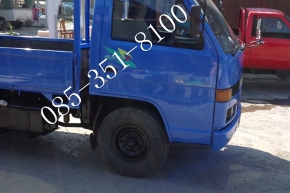 รถบรรทุกสี่ล้อ NKR  มีหลายคันครับ