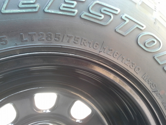 ขายกระทะล้อtcpyขอข16/8-28พร้อมยาง285/75/16