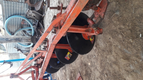 ผานบุกเบิก 4 LCS