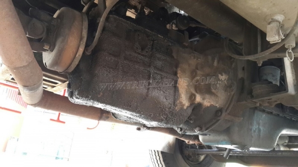 รถ 6 ล้อ ตู้แห้ง ยี่ห้อ HINO  รุ่น FC3JLKA ตู้ ยาว 6.50 เมตร สภาพยางสวยเต็ม