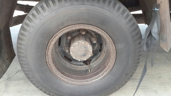 รถ 6 ล้อ ตู้แห้ง ยี่ห้อ HINO  รุ่น FC3JLKA ตู้ ยาว 6.50 เมตร สภาพยางสวยเต็ม