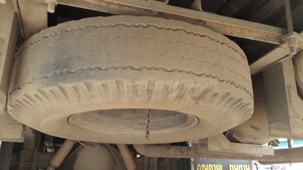 รถ 6 ล้อ ตู้แห้ง ยี่ห้อ HINO  รุ่น FC3JLKA ตู้ ยาว 6.50 เมตร สภาพยางสวยเต็ม