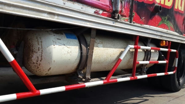 รถ 6 ล้อ ตู้แห้ง ยี่ห้อ HINO  รุ่น FC3JLKA ตู้ ยาว 6.50 เมตร สภาพยางสวยเต็ม