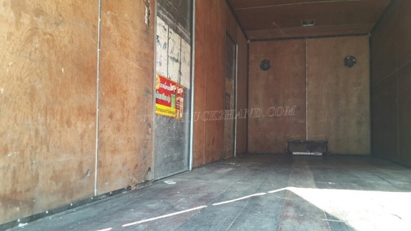 รถ 6 ล้อ ตู้แห้ง ยี่ห้อ HINO  รุ่น FC3JLKA ตู้ ยาว 6.50 เมตร สภาพยางสวยเต็ม