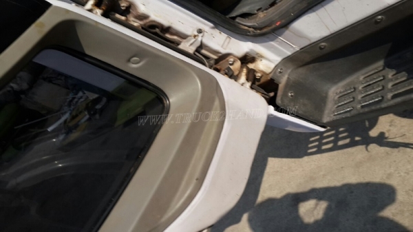 รถ 6 ล้อ ตู้แห้ง ยี่ห้อ HINO  รุ่น FC3JLKA ตู้ ยาว 6.50 เมตร สภาพยางสวยเต็ม