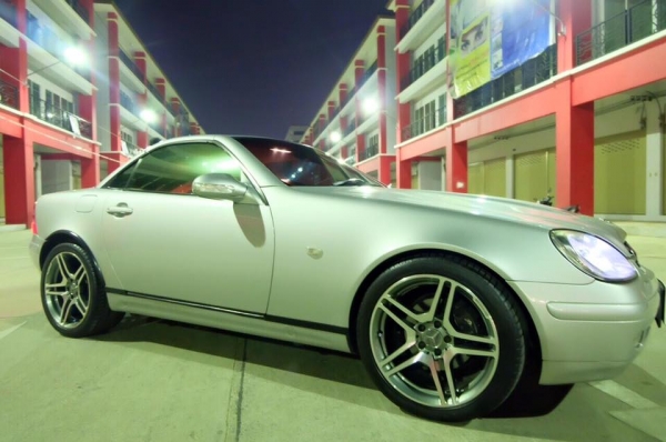 Mercedes benz slk230 kompressor ปี2003ตัวท๊อป เกียร์ AUTO เปิดประทุนไฟฟ้า วิ่งมา1xxxxxโล Mercedes benz slk230 kompressor ปี2003ตัวท๊อป เกียร์ AUTO เปิดประทุนไฟฟ้า วิ่งมา1xxxxxโล