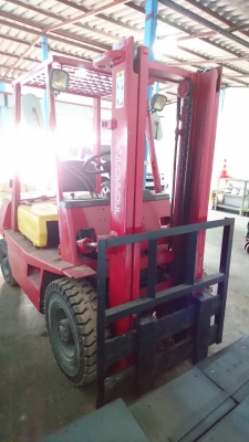 ขายโฟล์คลิฟท์ TOYOTA 4FD20 ดีเซล เกียร์คลัช ขายโฟล์คลิฟท์ TOYOTA 4FD20 ดีเซล เกียร์คลัช