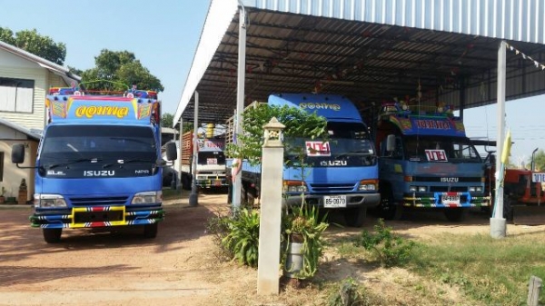 ISUZU NPR135 แรง เกียร์ใหญ่ 6 เกียร์ เครื่องดี ขับดี ครัทซีสวย รถพร้อมใช้งาน