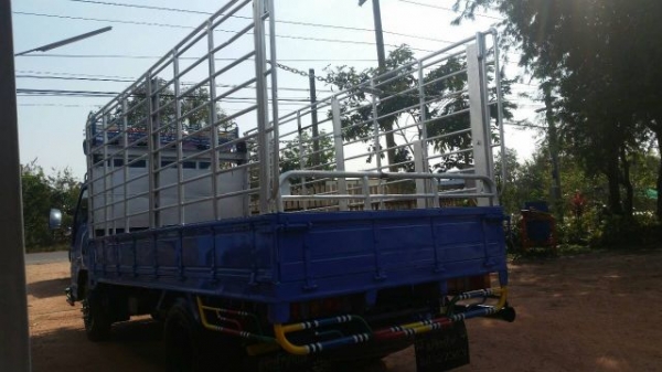 ISUZU NPR135 แรง เกียร์ใหญ่ 6 เกียร์ เครื่องดี ขับดี ครัทซีสวย รถพร้อมใช้งาน